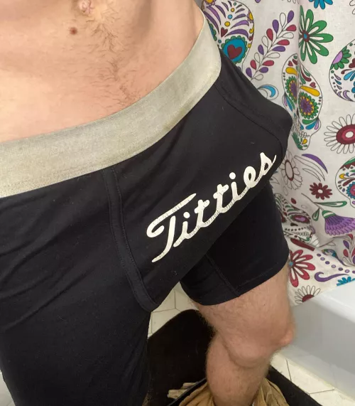 Never taken an outline pic before.. how can I improve.. by Original-Zone-9992