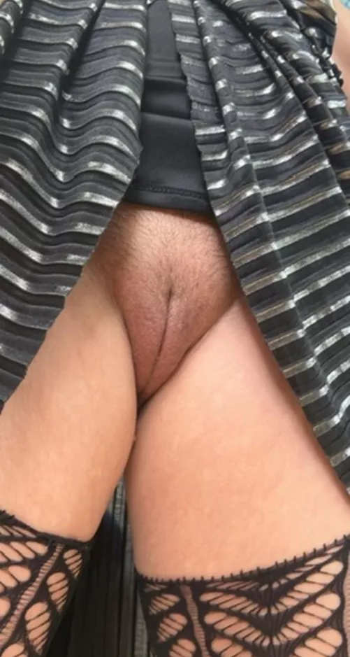 Please rate my pussy by harleyrey