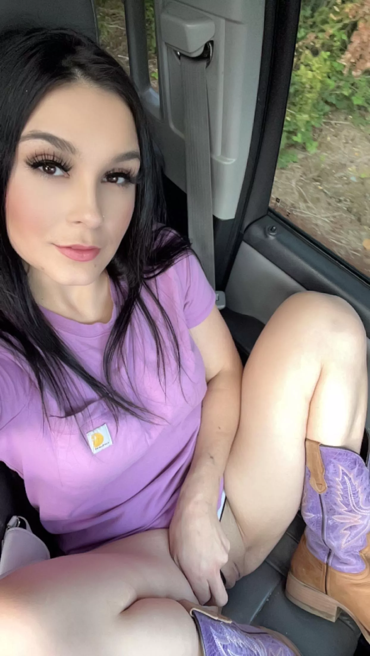 Road head….then pull over to fuck  posted by Pregnantgoddess20