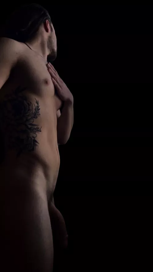 The body is meant to be seen, not all covered up🖤 by Throwaway5776789