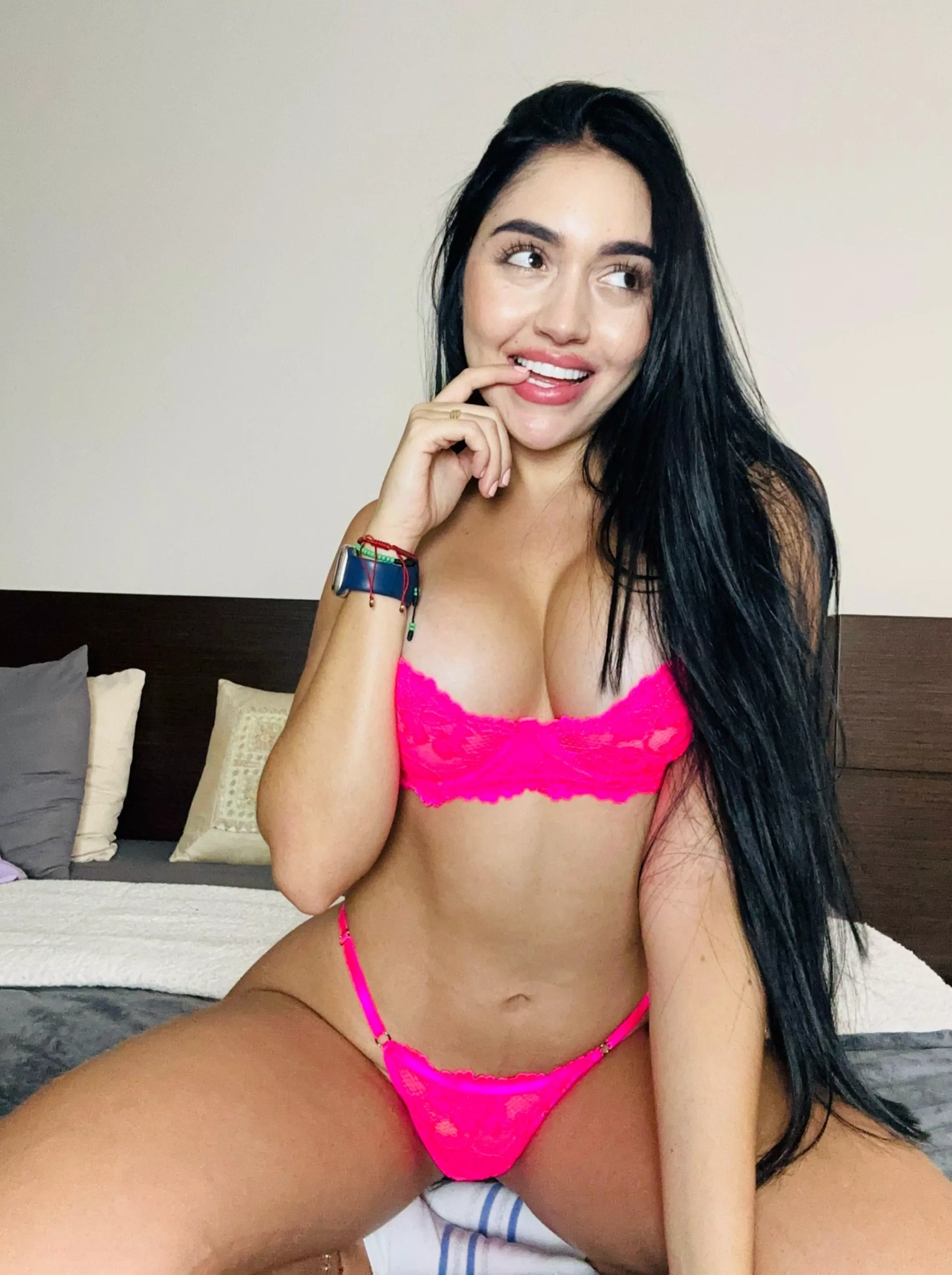 You want to fill me papi? posted by abbyraay_