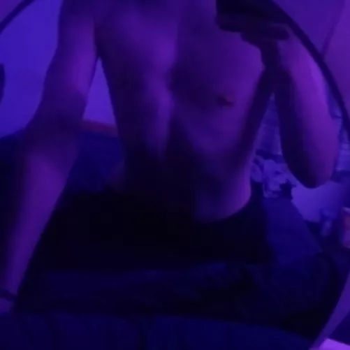 DM me x 18 by anonboy8