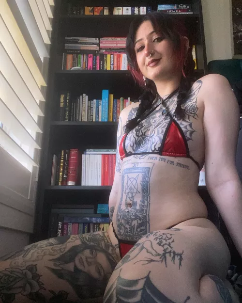 favourite book ??? by ropesandchainss