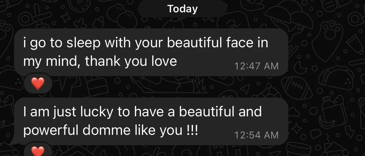 Get yourself a sub that worships your beauty like this. 🥰 posted by randomwhatknots