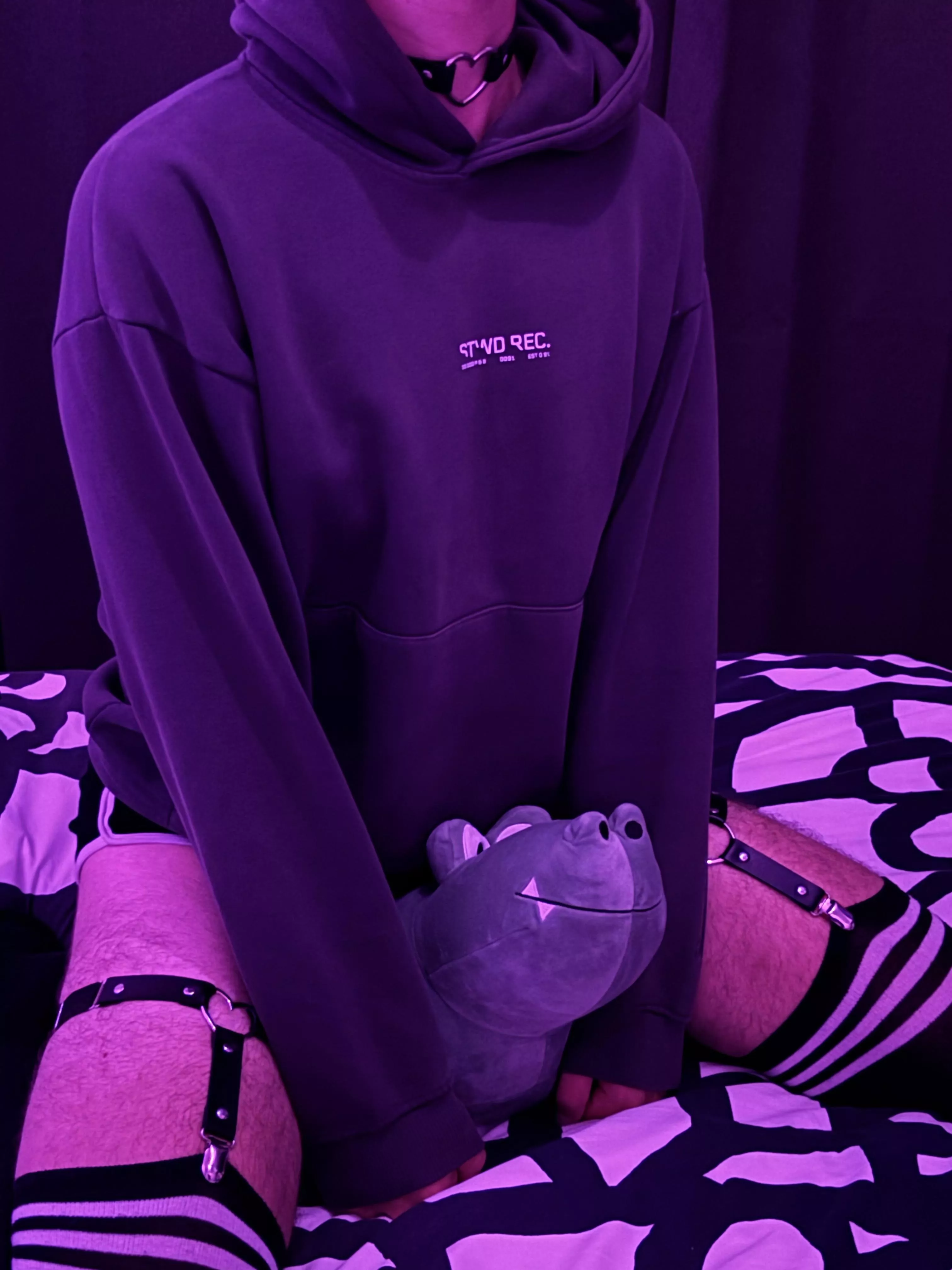 Hi, Im new here 👉🏻👈🏻 posted by mommyXfemboy