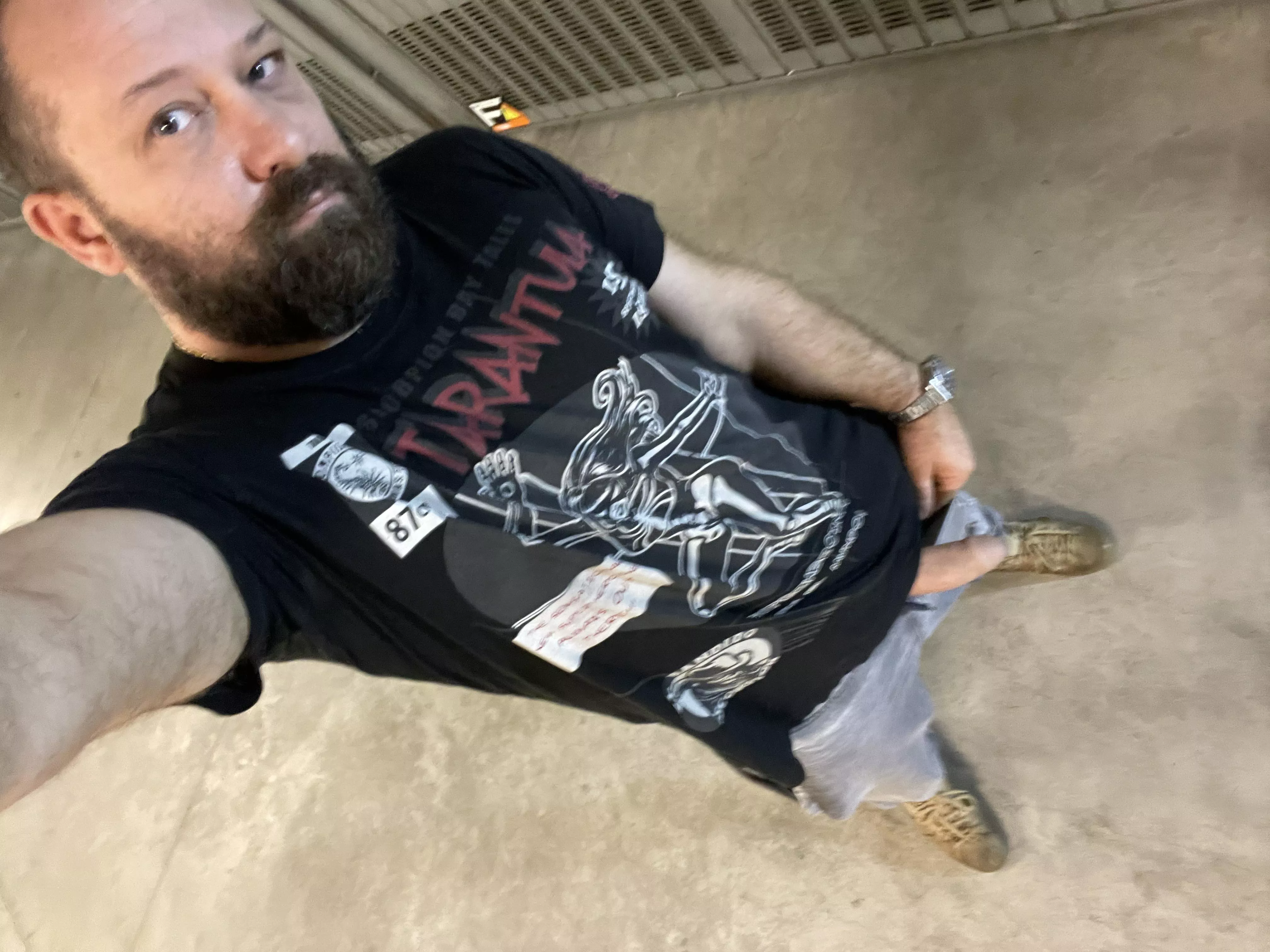 Hi, I’m your new (44) neighbour, do u like? posted by Manu80It