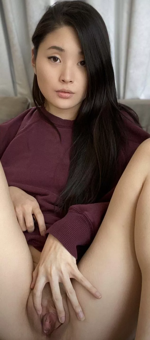 I hope you won't mind me flashing in front of you like this ❤️ posted by KaraniKoome