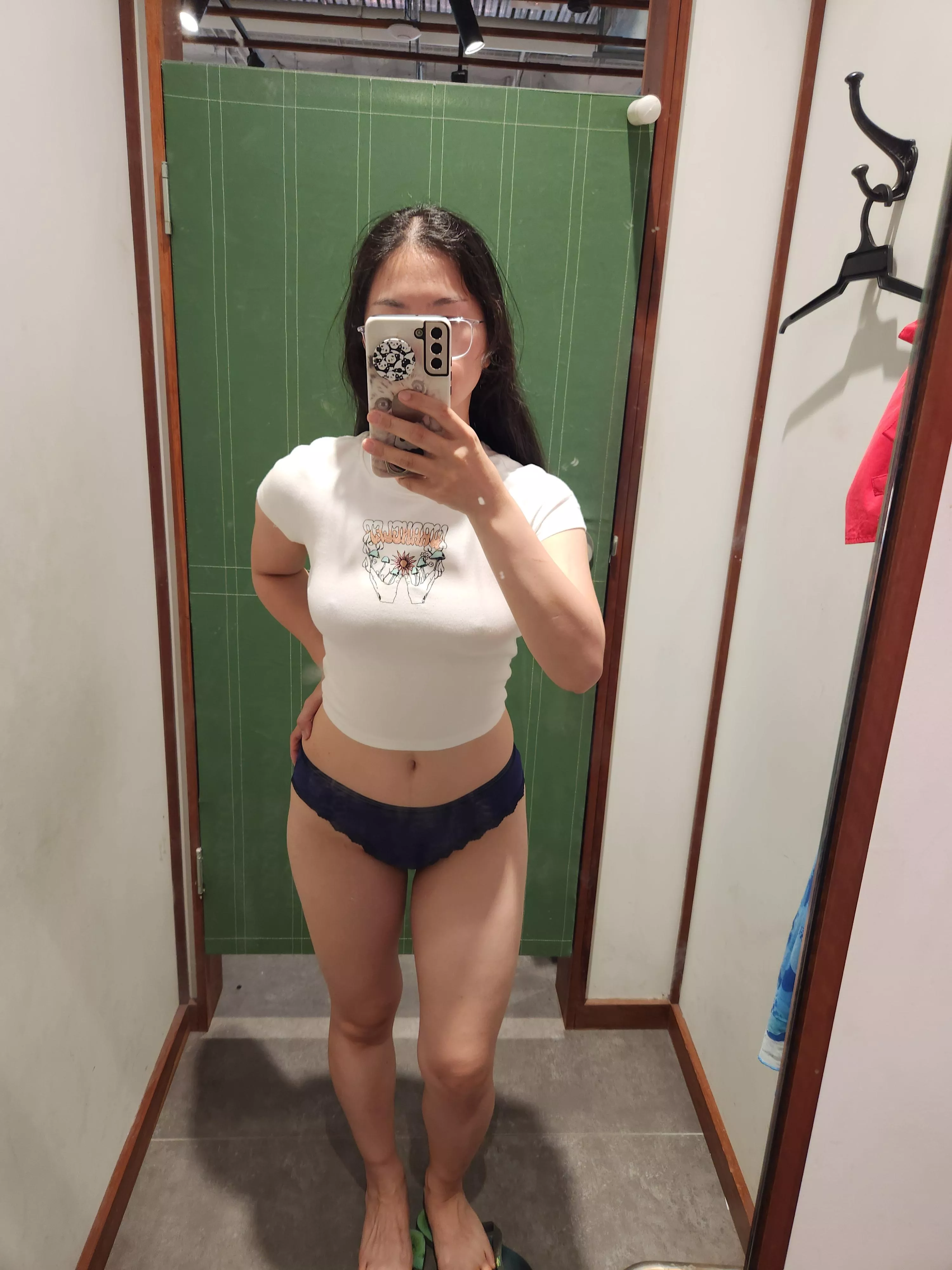 I like to leave the door unlocked posted by vieravixen