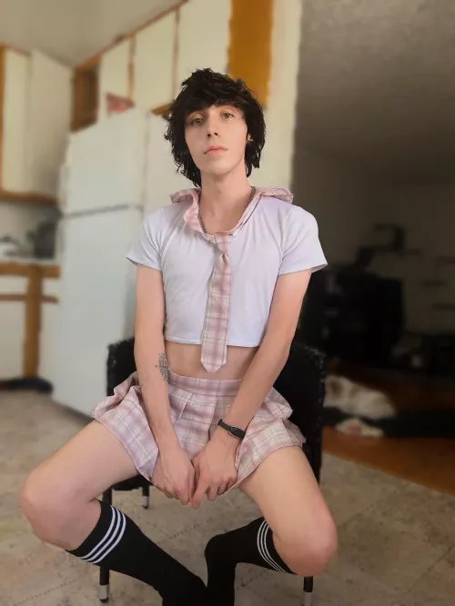 I’m not sure if I’m technically a “femboy” but I felt really happy wearing this skirt… idk.. I feel like my friends would make fun of me if they knew about this.. ughhh. [19] by EmoTwinkChris_