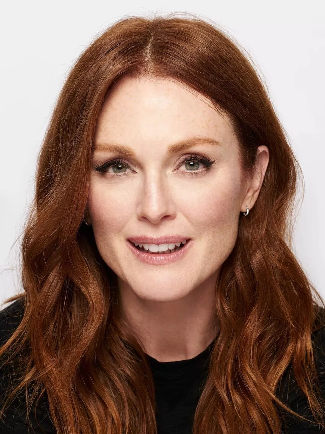 julianne moore posted by Old-Trick-587