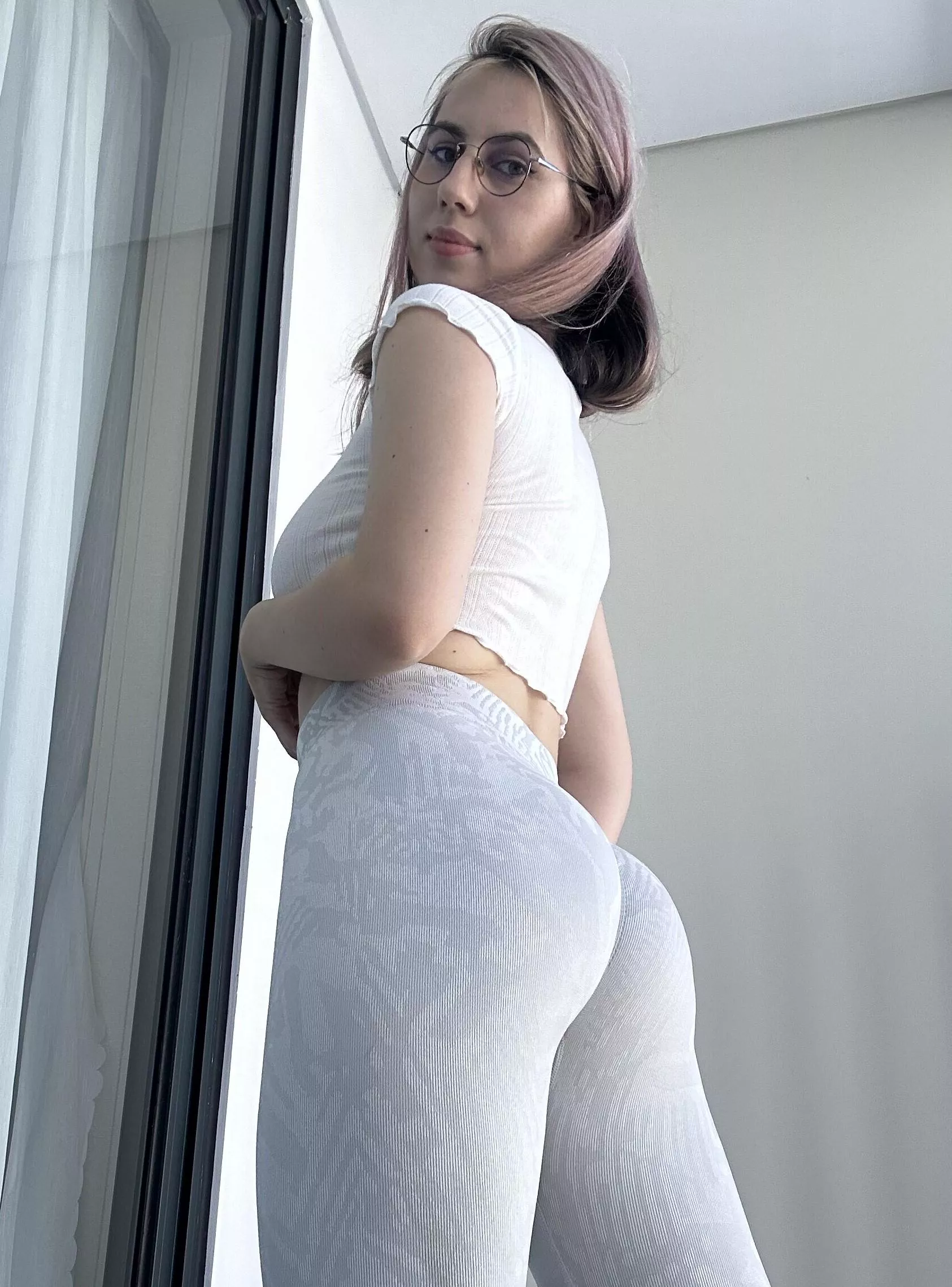 leggings give me taste posted by KendallWade9205