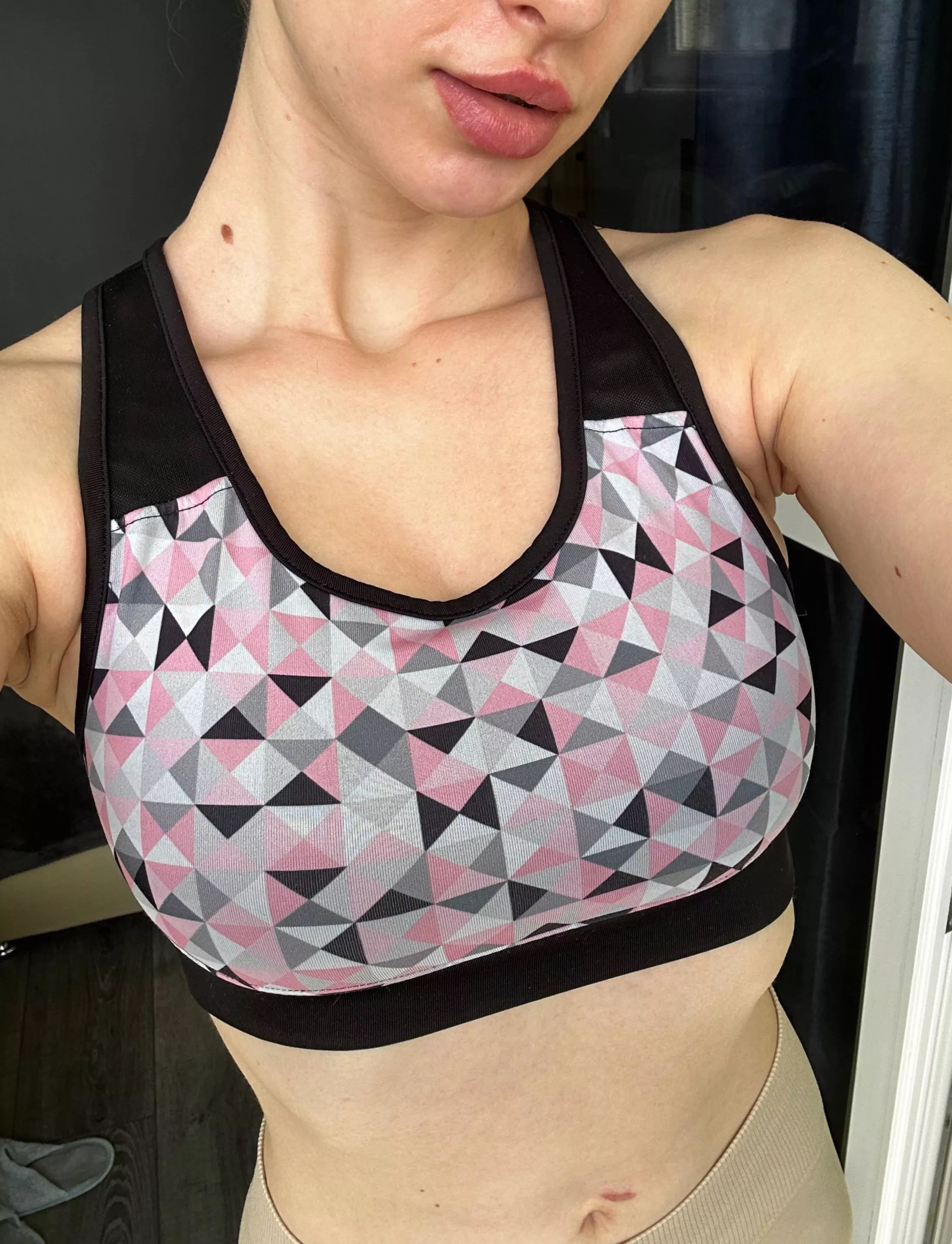 Love showing you my sports bra from work posted by TongueCandyy