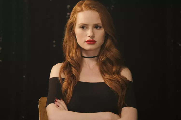 madelaine petsch by Old-Trick-587