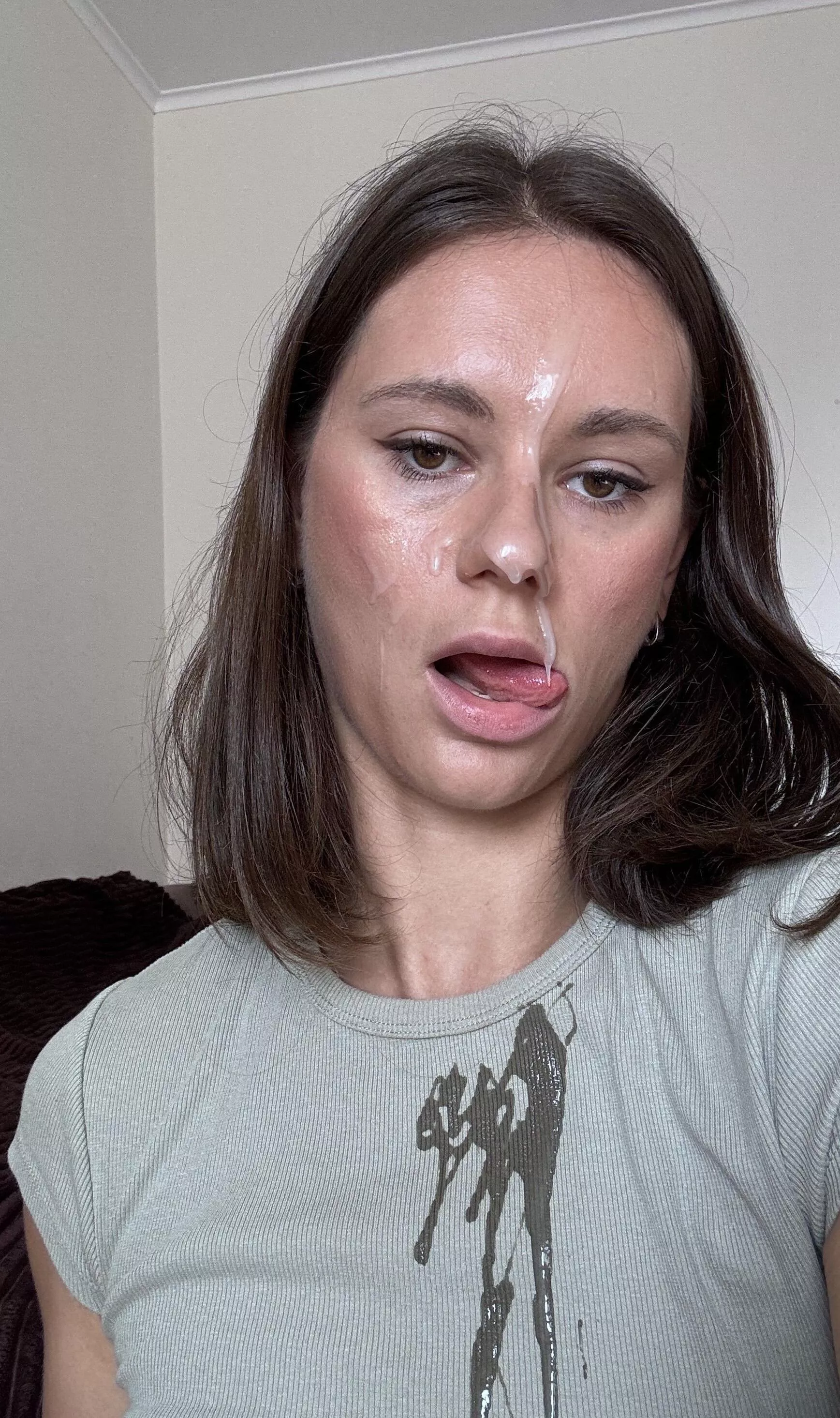 My clothes and face are covered in cum, but the fun is just getting started posted by honathanlowy