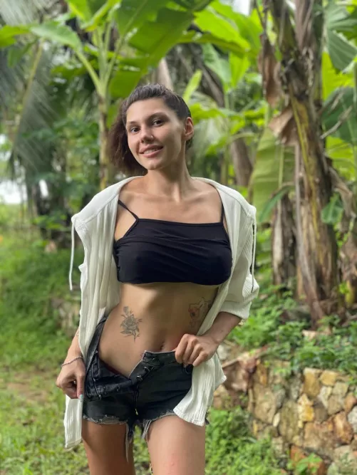 Nipples make the best fashion statement by Little_Eva_20