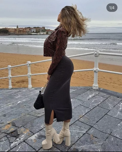 Omg that shape by LiveWhile7