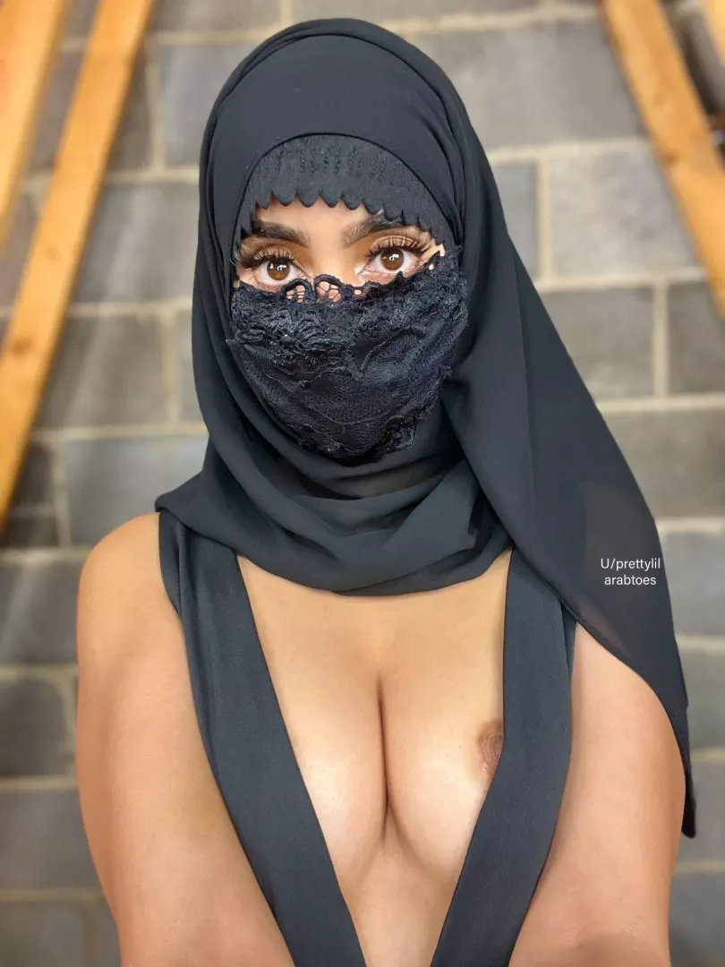 Ooops my nip slipped! posted by prettylilarabtoes