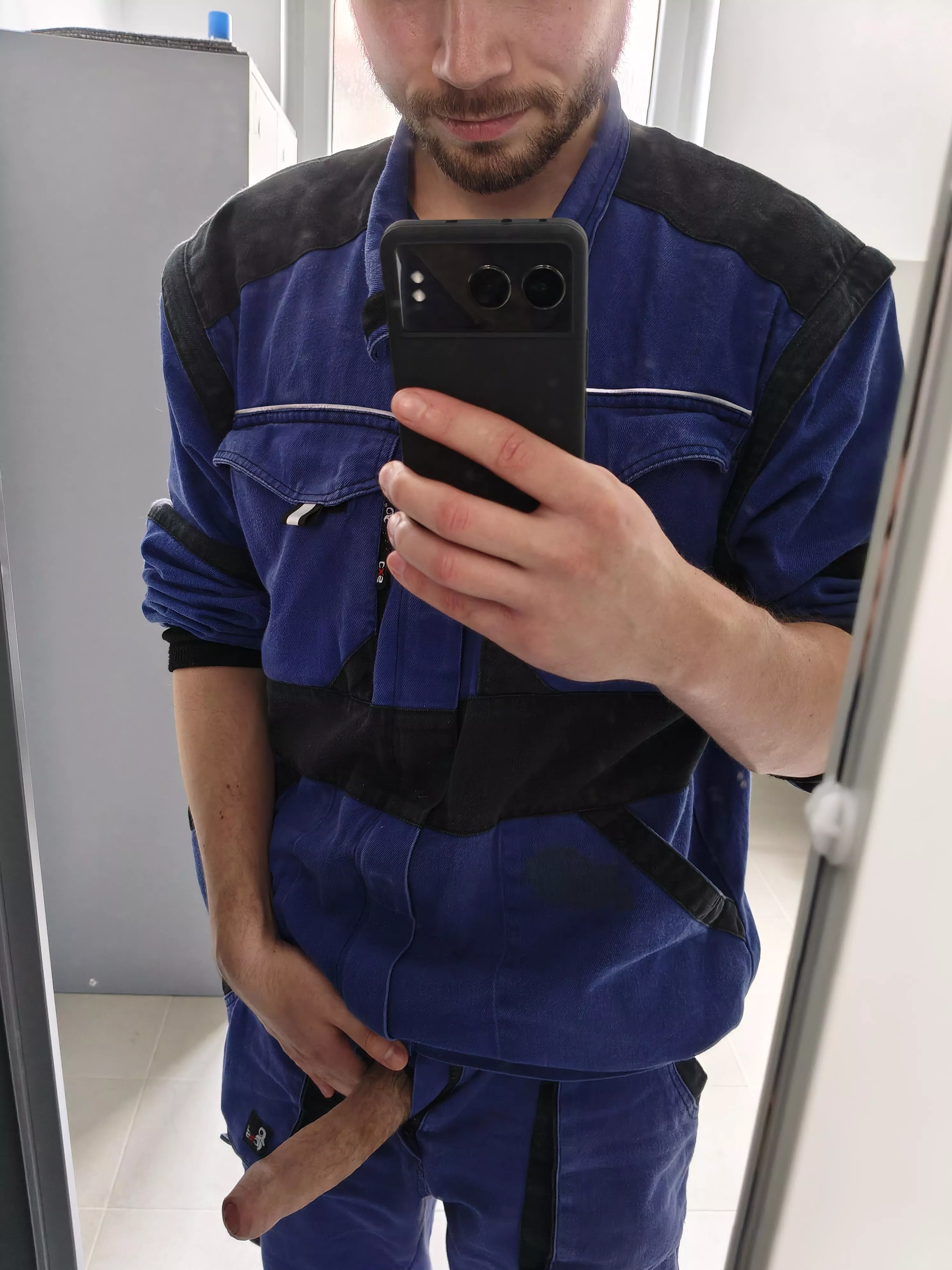 Overtime on fridays sucks. (25) posted by ArtificialHuman77