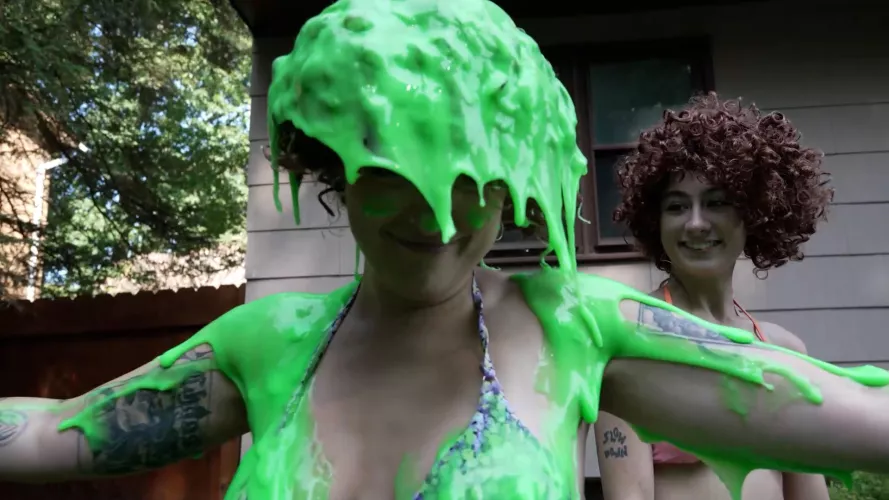 SADIE GETS SLIMED  by Scarlettsdollhouse