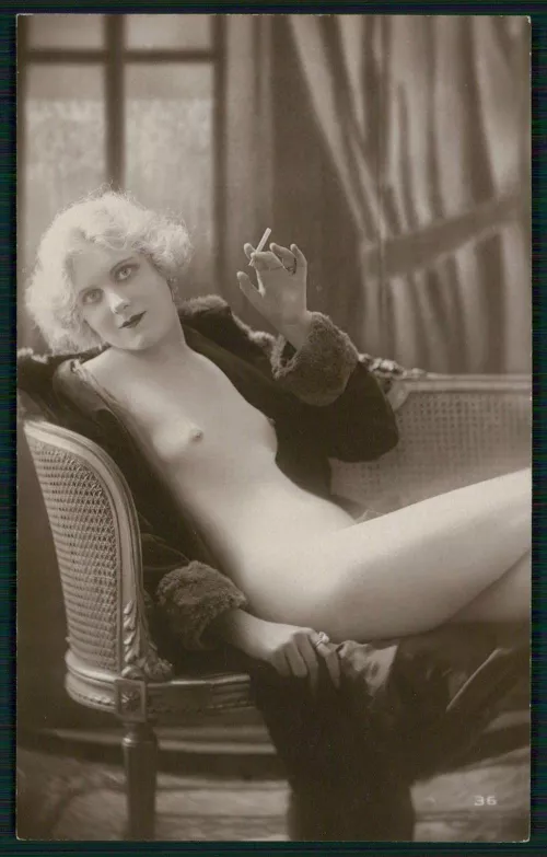 Scandalous flapper by East_Side_Kink