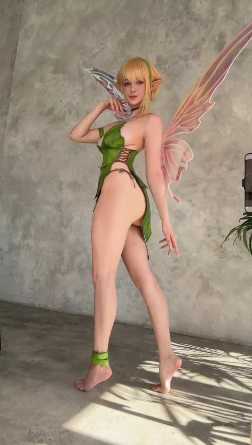 Tinkerbell [Peter Pan] (Alina Becker by AlinaBecker