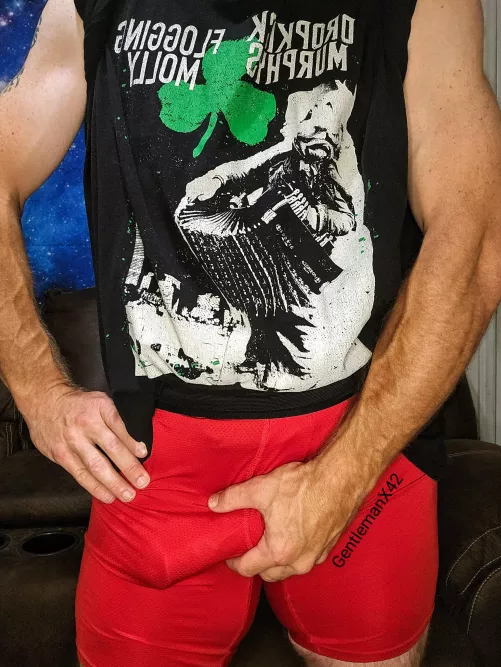 Would my name be in your🌹 tattoo? 🎸☘️  by GentlemanX42