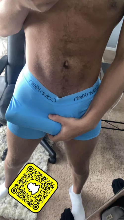 25 biggaymer24 Hung guys hmu. (Hairy+) by ThatHungLightskinGuy
