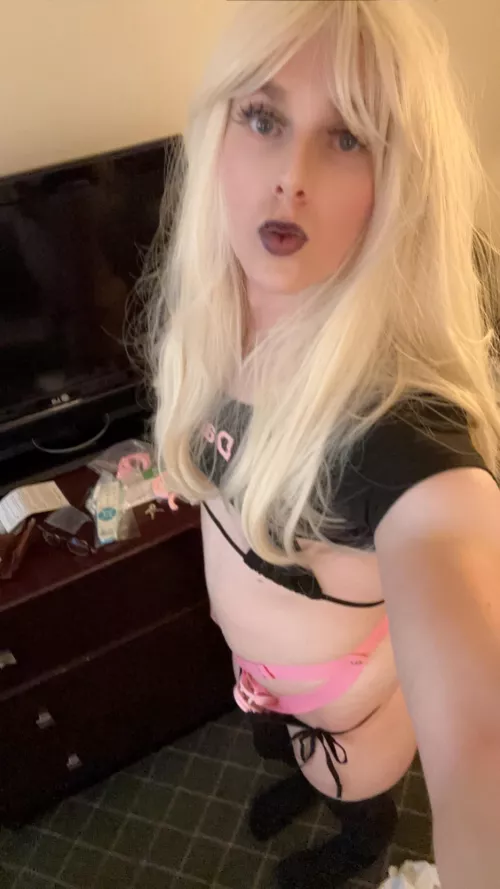 Always keep my bulge locked hehe by MakaylaChub