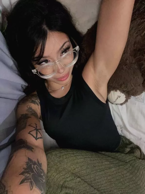 Craving to be filled right now   posted by Babygirlnurse9