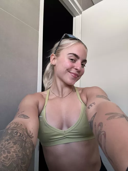 I hope you appreciate photos like this 😊 by _clumsy_babe