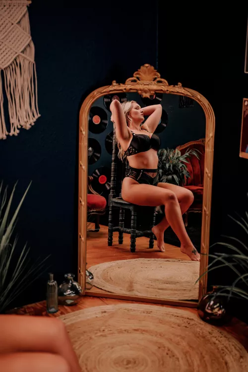 I see you and me in the bed together  by Midsizeshel