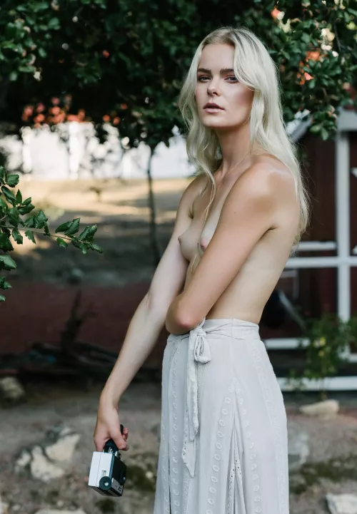 Jess Gold by catzy007