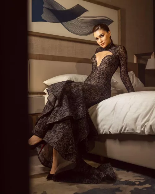 Kriti Sanon by meatballlover1969