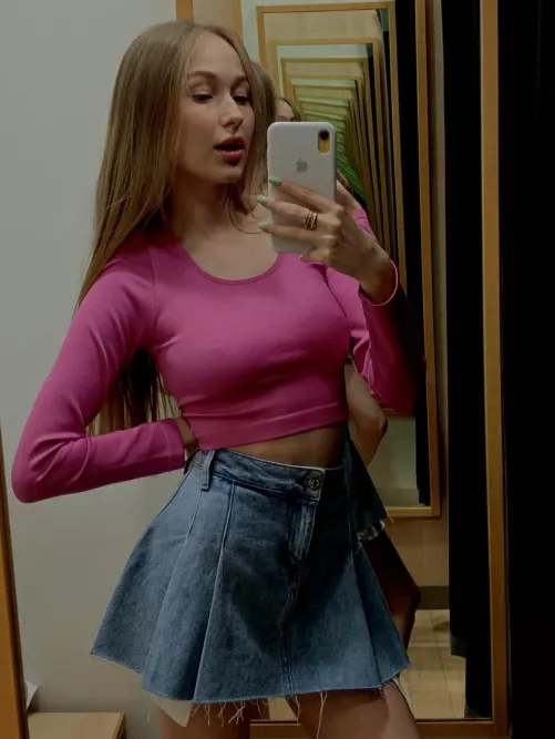 No panties, wanna sneak under ? by lubojw