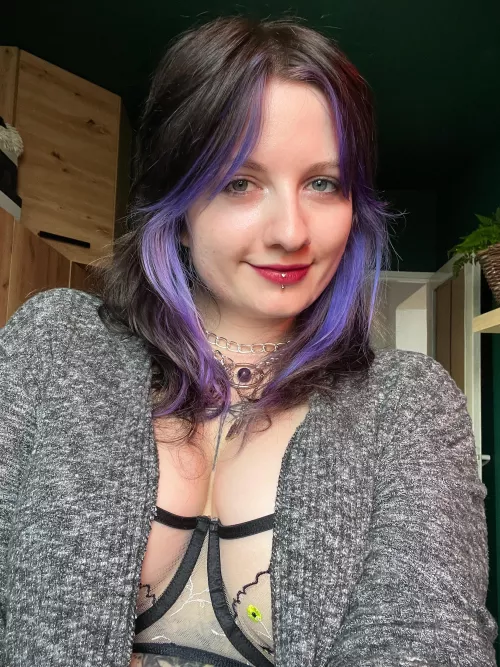 relaxing at home today [f] by Littlest_Fern