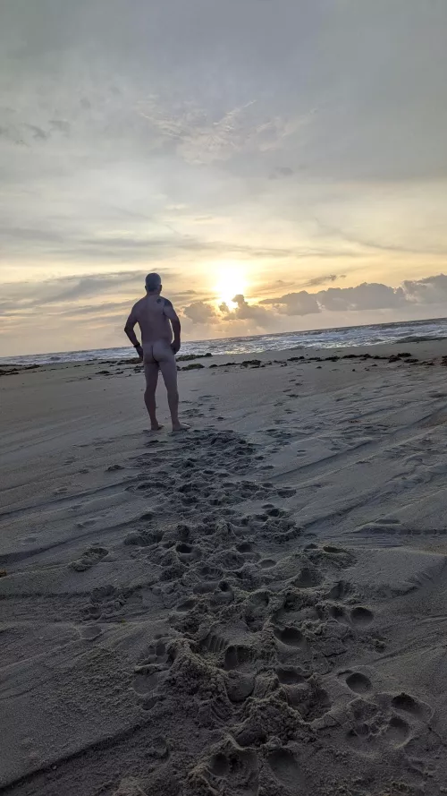 Sunrise by blowmeintoacoma