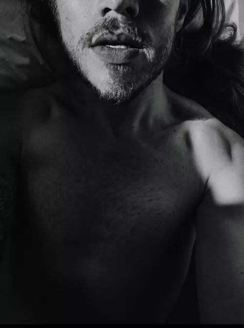 The taste of sunlight on [m]y lips. by IntrepidLibertine