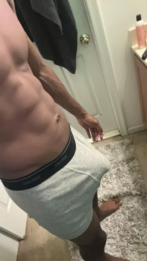 What caught your attention first? by No-Dragonfruit4337