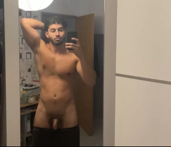 Am i your type ?  by DistributionPlane329