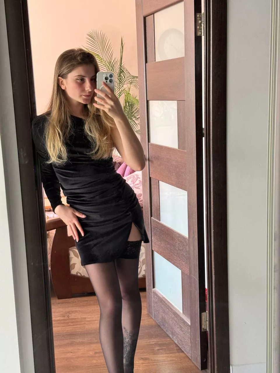 I adore how my curves are highlighted by this outfit. posted by moiseyyy