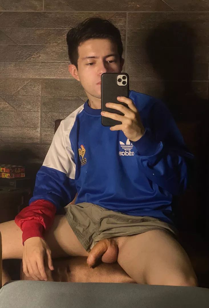 I love wearing these posted by elias_lyons_69