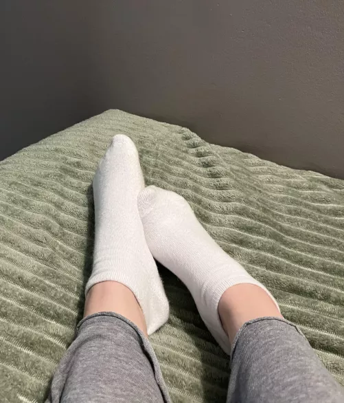 I need a foot stool, can I place my feet on your face ?  by DakotaLillith666