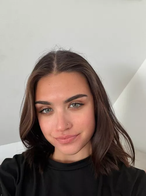 I wonder if you can look into my eyes in this photo by againstforemast