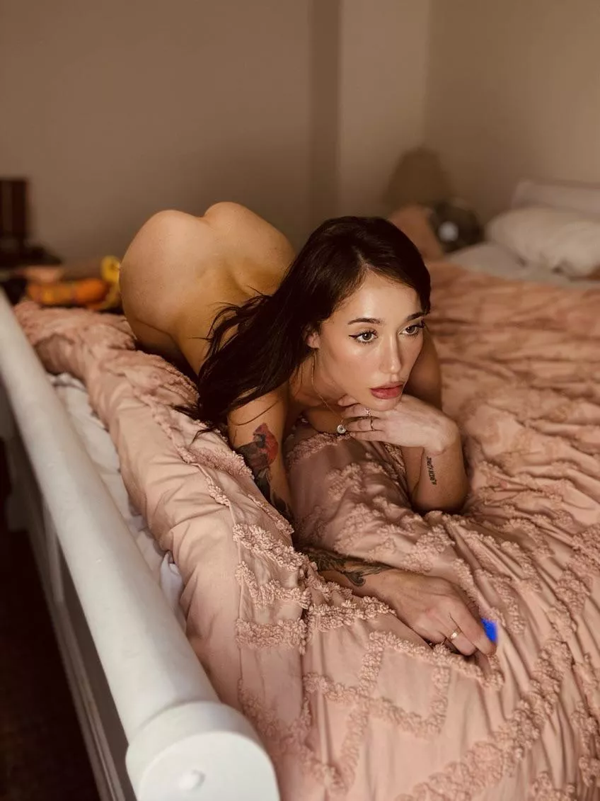 Just small enough for you to throw around  posted by Interrupteddaisy