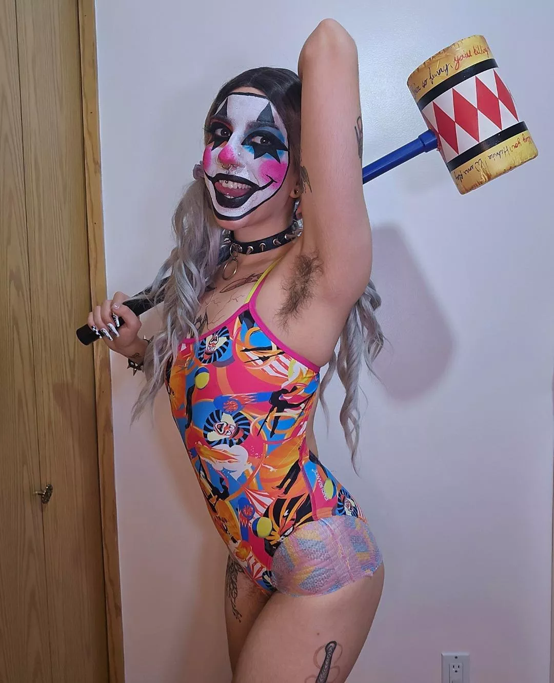 Leaky lil clown!  posted by BrattyGothPet