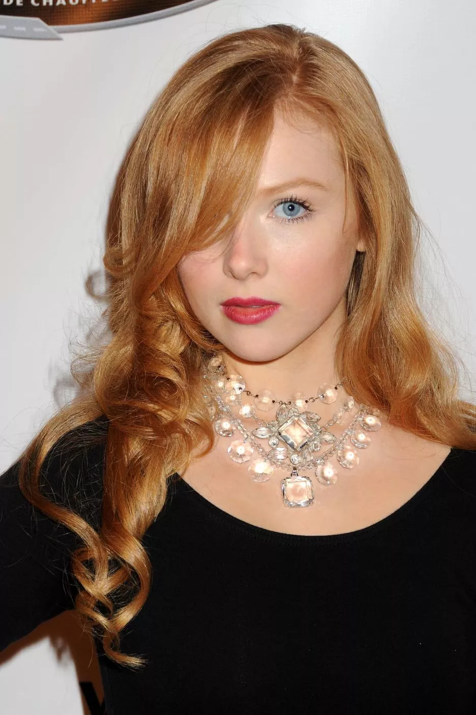 molly quinn posted by Old-Trick-587
