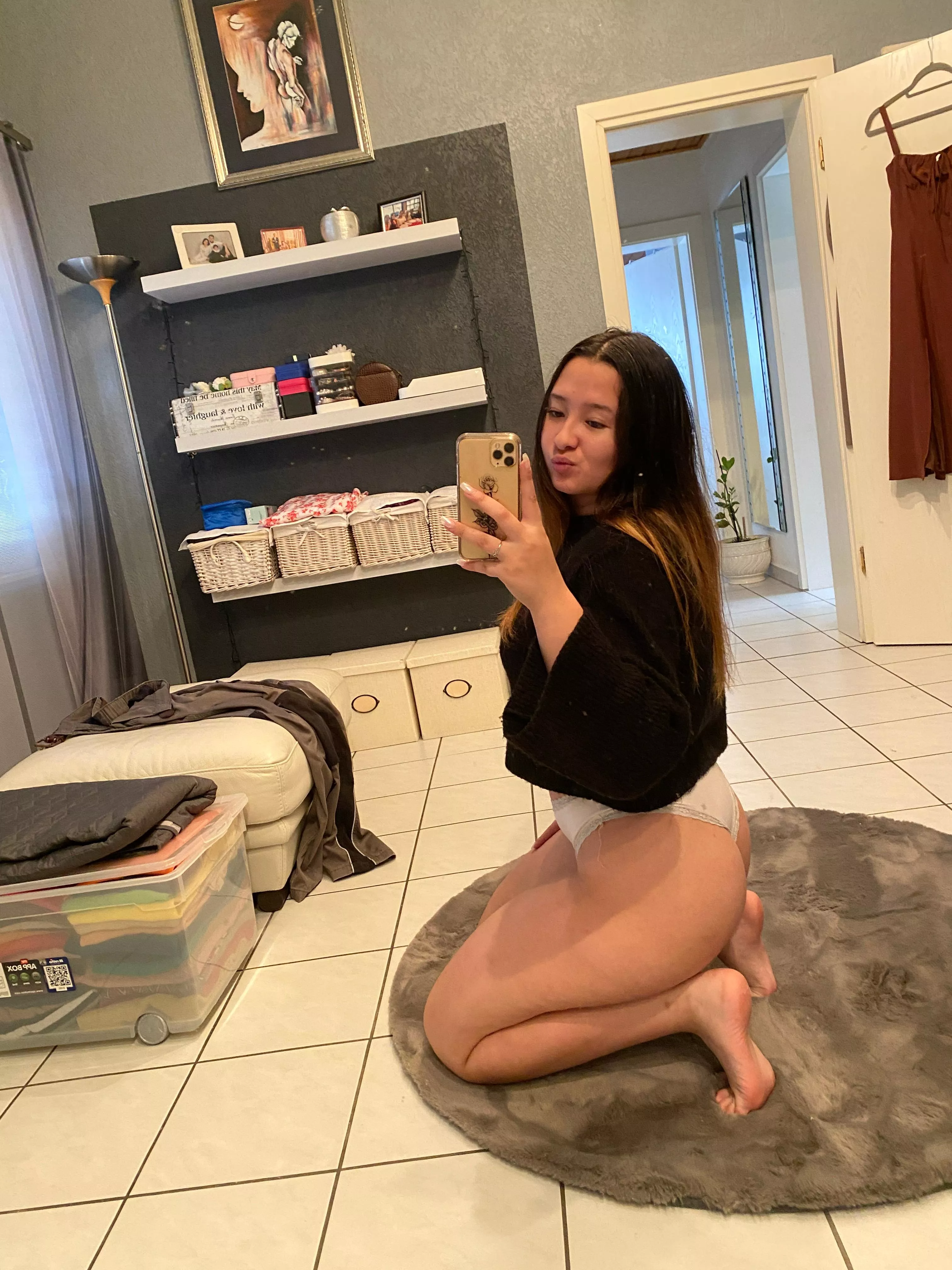 My body needs to be stretched out posted by SexyxRae