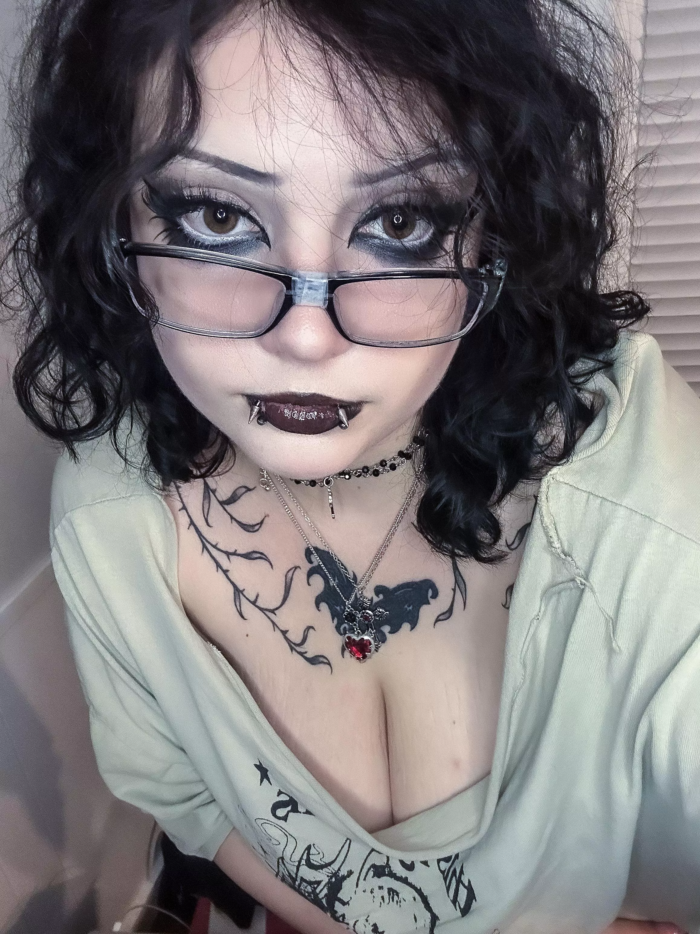 my glasses broke pls don't laugh at me posted by cybervampiregf