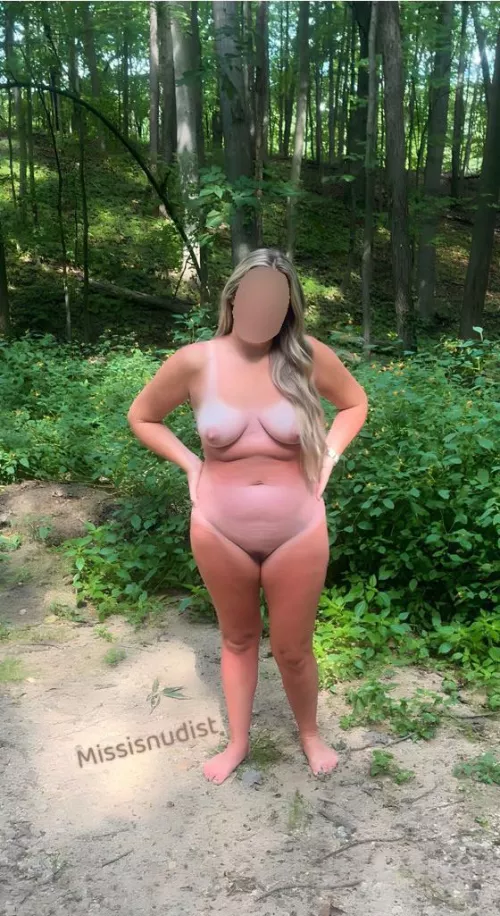 Outdoors is my happy place 🌞 ❤️  by ohheyuu