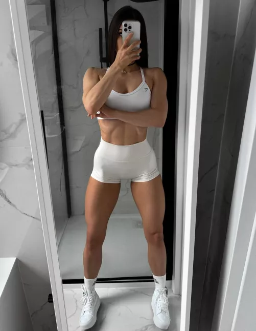 sexy fit gym girl body by linasphysiquexxx